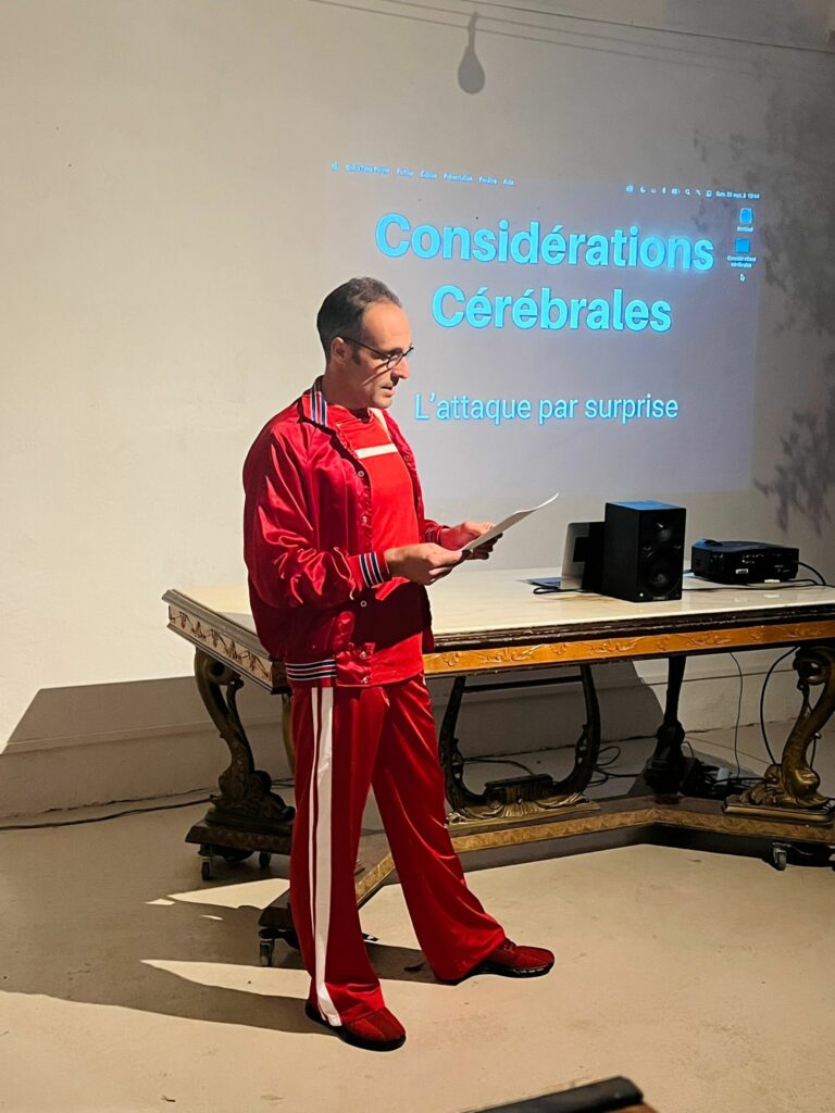 André Fortino, Considérations Cérébrales, performance
