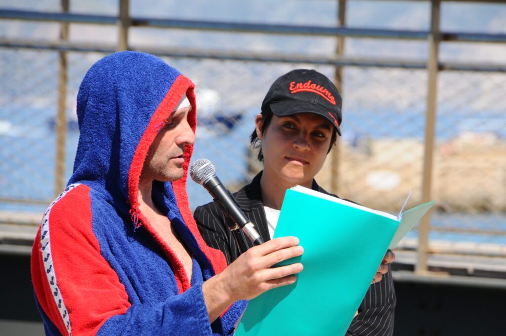 André Fortino & Lou Villapadierna, Longue Langue en béton, performance
