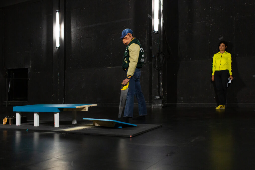 Lou Villapadierna & André Fortino, Les enfants ont les dents diagonales, performance